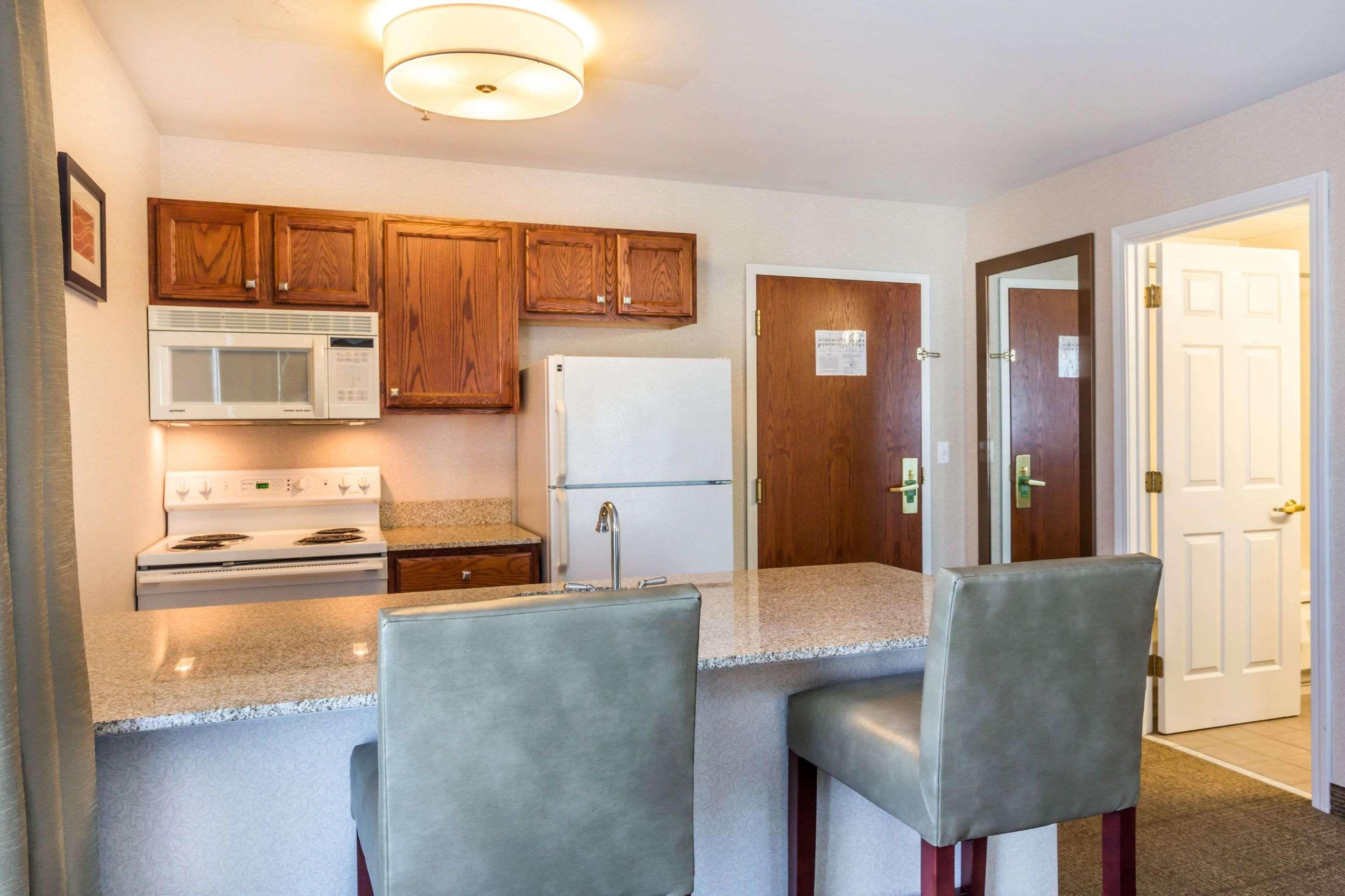 Comfort Inn & Suites Burlington Eksteriør billede