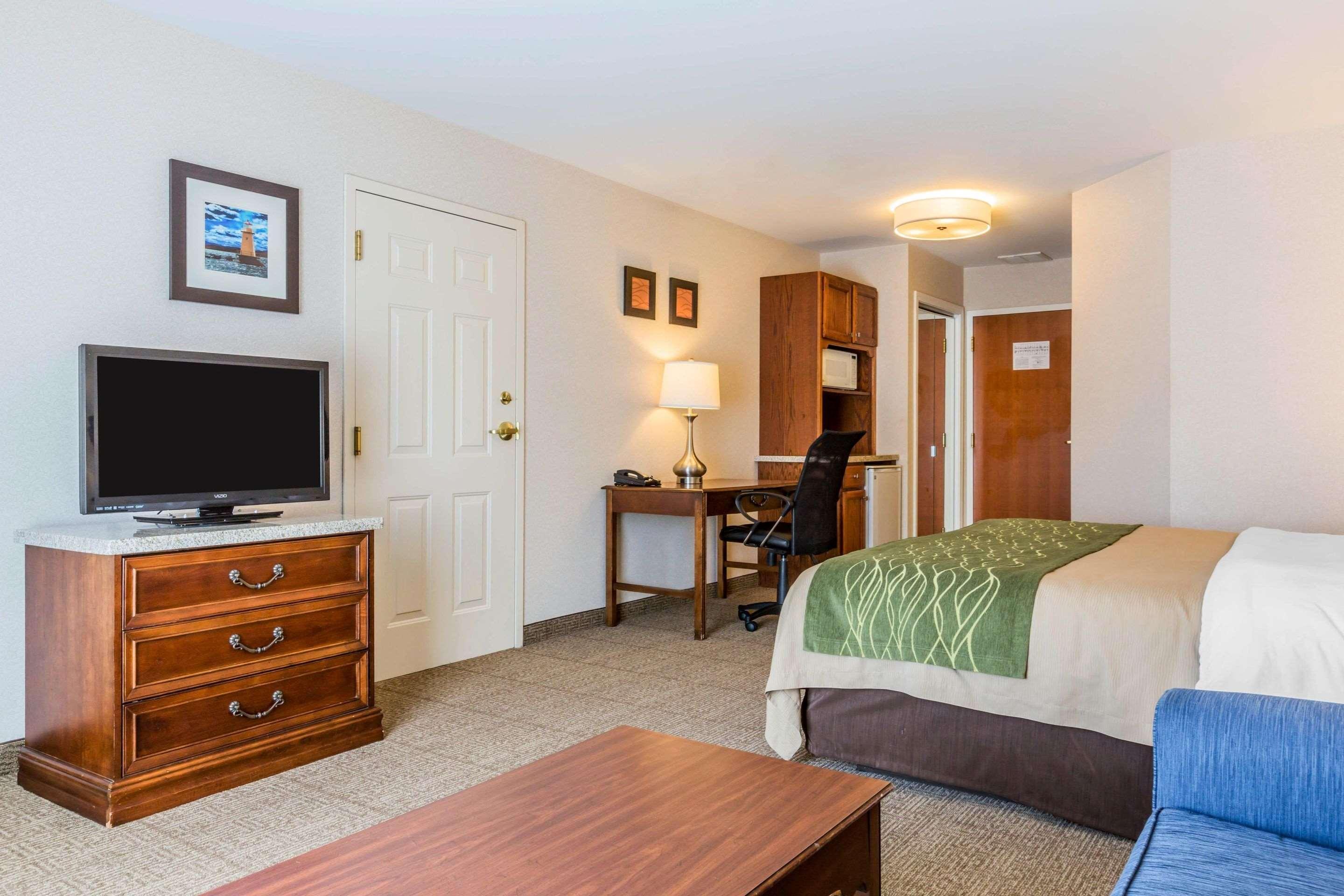 Comfort Inn & Suites Burlington Eksteriør billede