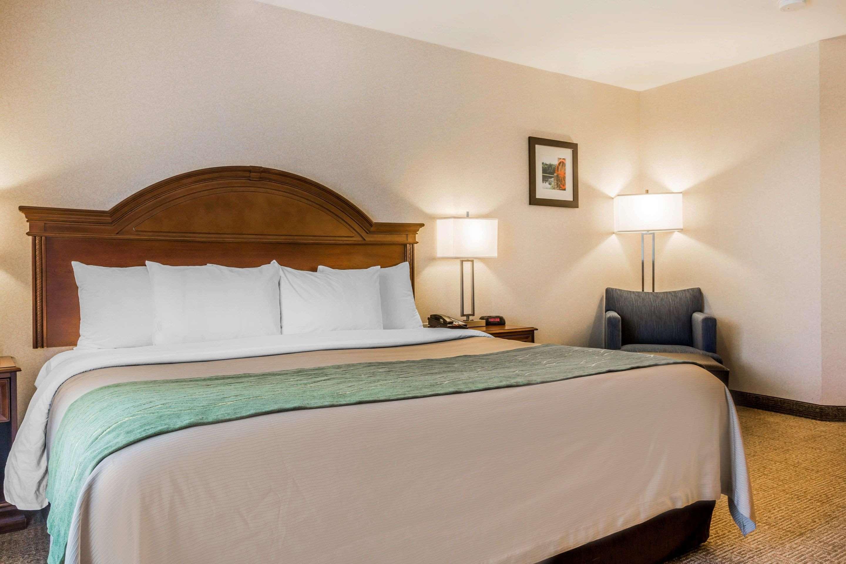 Comfort Inn & Suites Burlington Eksteriør billede