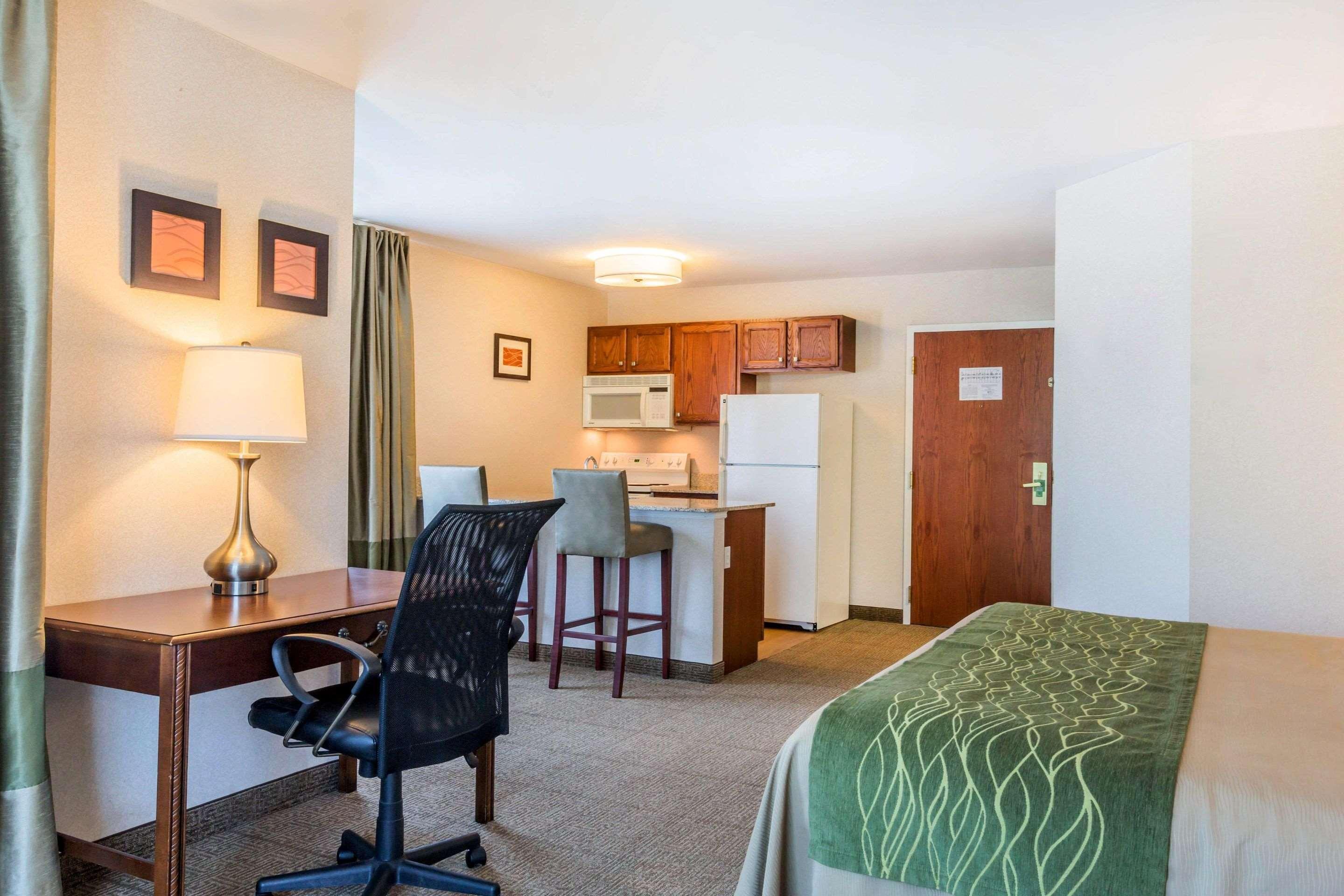 Comfort Inn & Suites Burlington Eksteriør billede