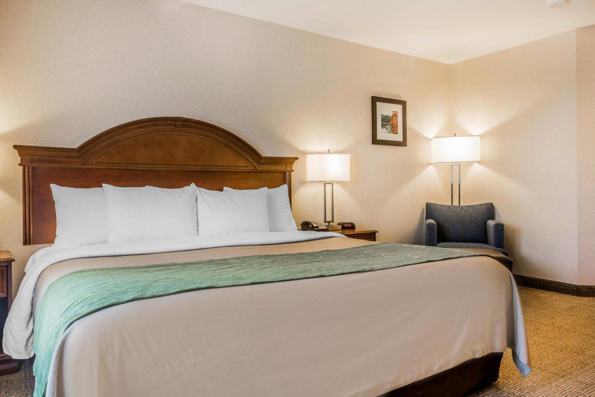 Comfort Inn & Suites Burlington Eksteriør billede